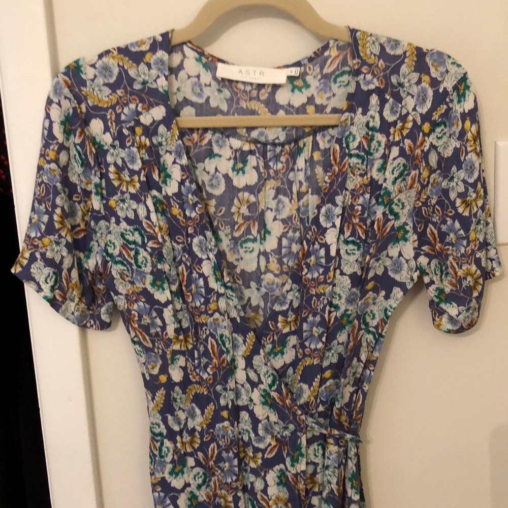 ASTR The Label floral print, high low wrap dress